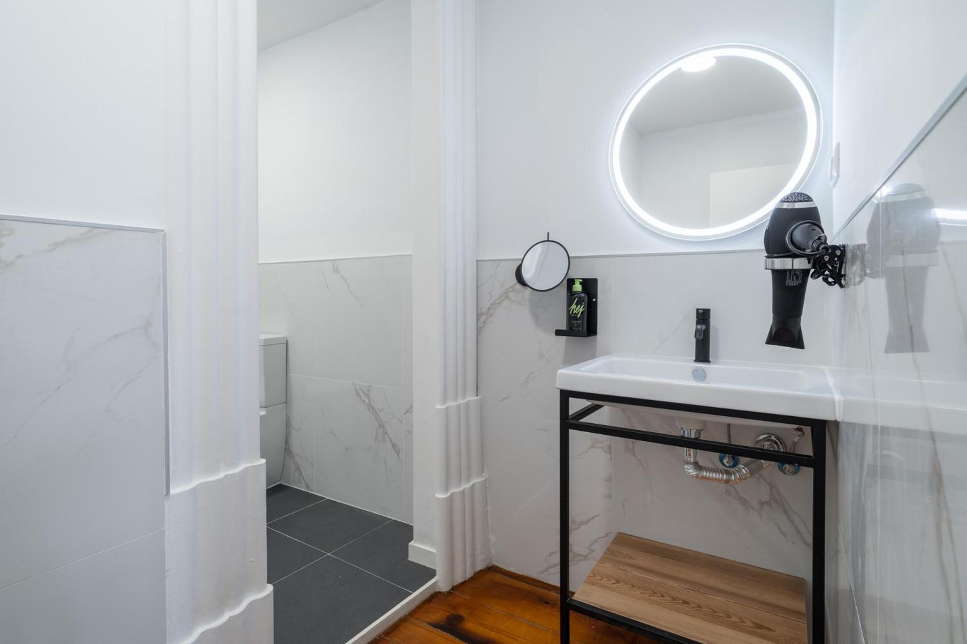 Limehome Porto Rua De Dom Manuel II חדר תמונה