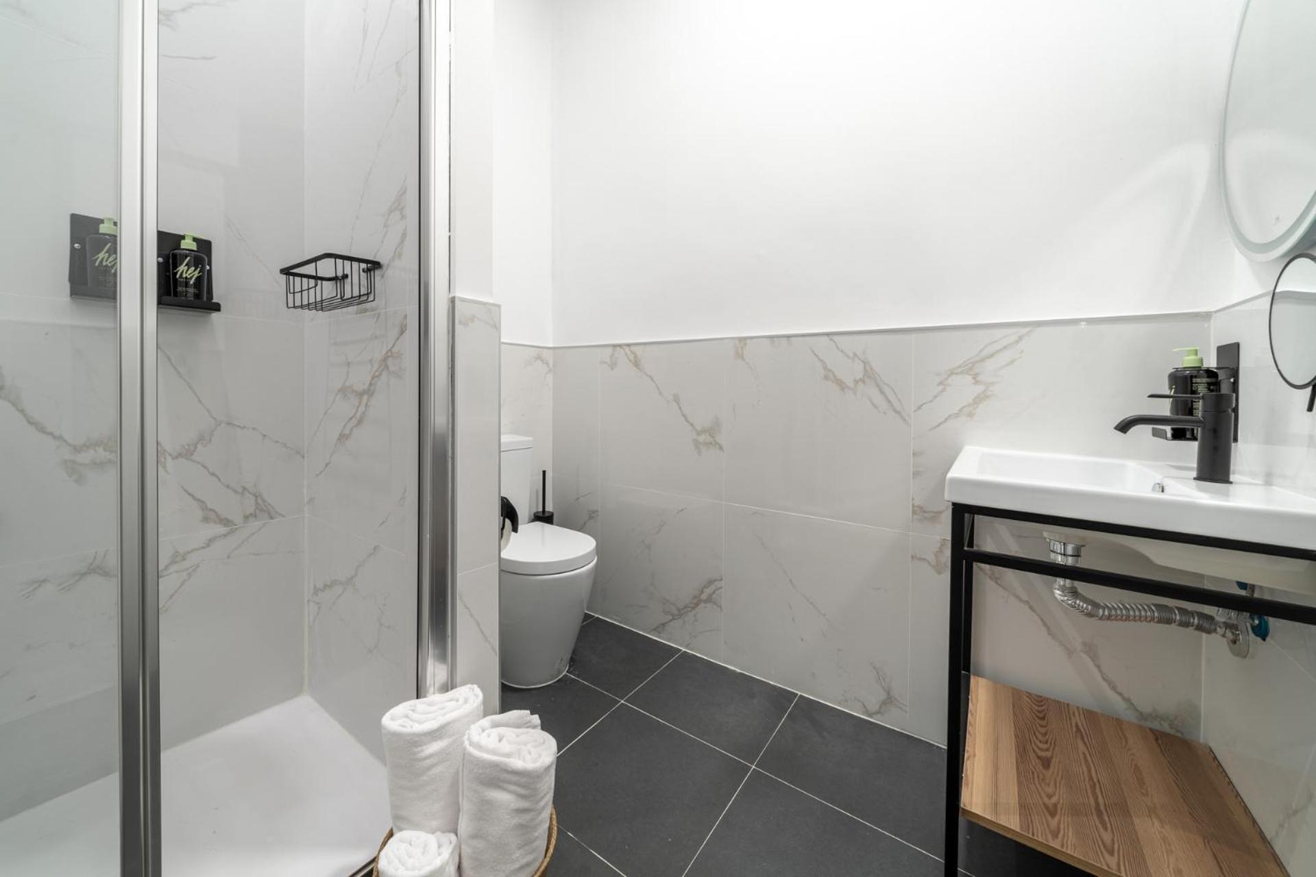 Limehome Porto Rua De Dom Manuel II חדר תמונה