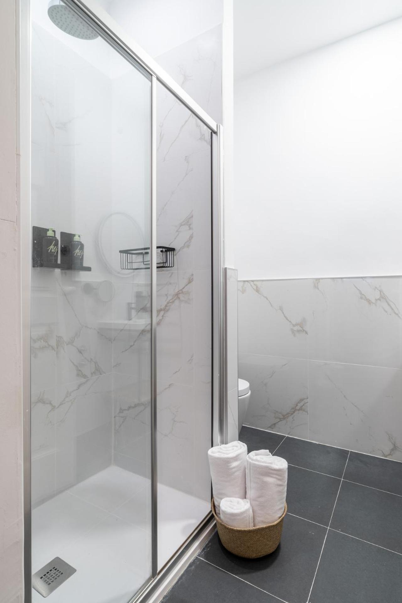 Limehome Porto Rua De Dom Manuel II חדר תמונה